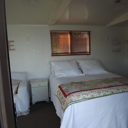 Long Bay Motor Camp Hotel Coromandel ภายนอก รูปภาพ
